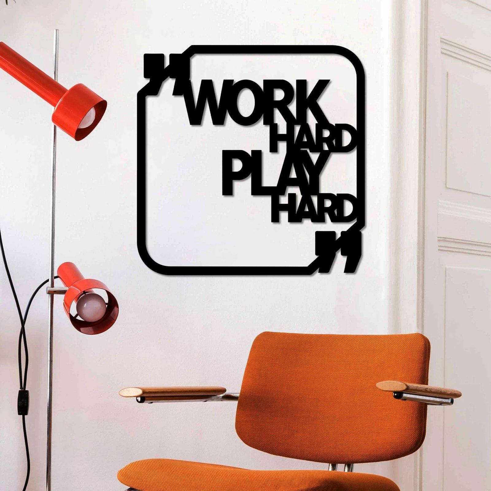 Aksesor dekorativ metalik për mur, Wallity, Work Hard Play Hard, ngjyrë e zezë, 50x50cm