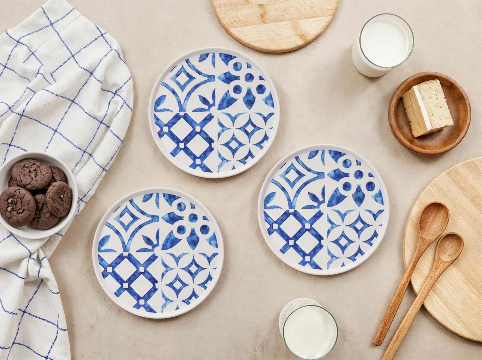 Set pjatash për ëmbëlsira (6 copë), Hermia Concept, model blu