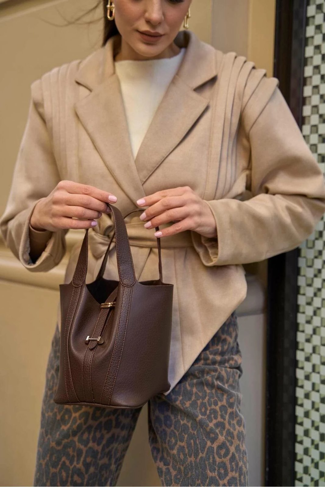 Çantë dore Zoozie Bags, ngjyrë kafe, MK1020224SV10-006