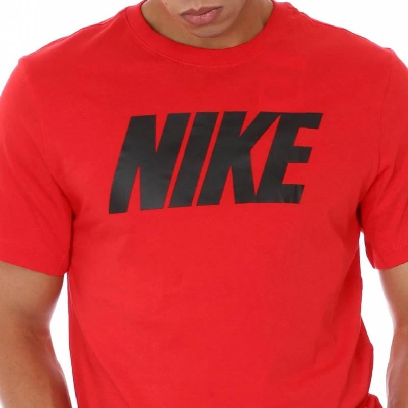 Maicë Nike për meshkuj, e kuqe