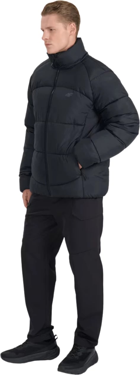 Jakne dimri për meshkuj 4F, e zezë