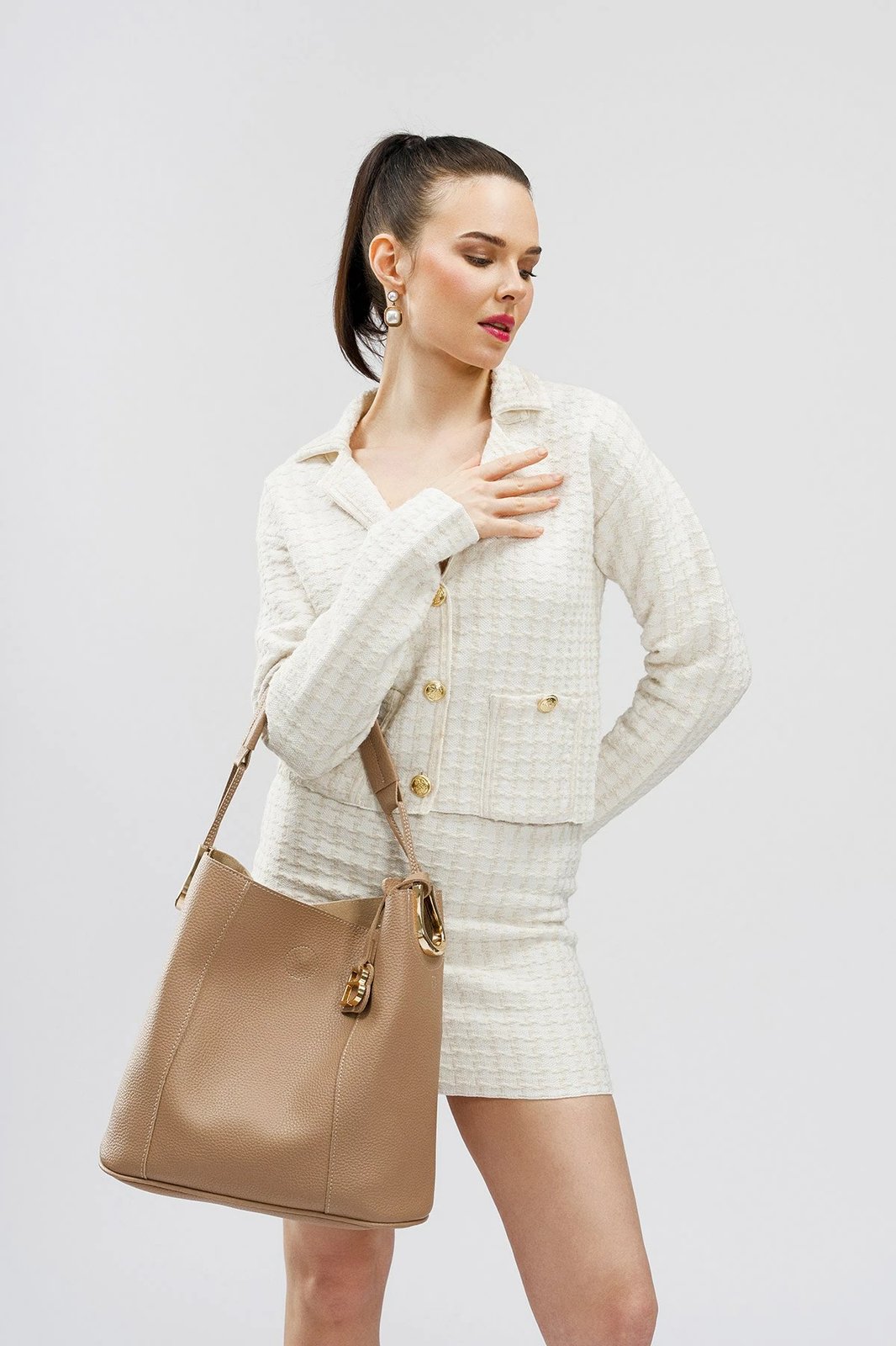 Çantë shpine Lucky Bees, ngjyrë camel, 297