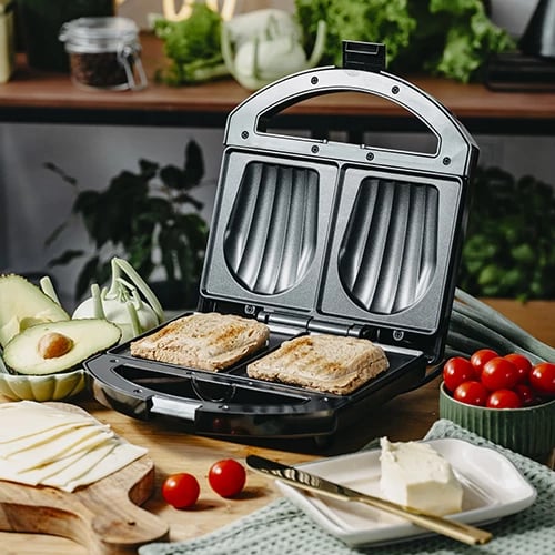 Aparat sanduiçesh, Adler, AD 3069, 750W (1000W max), pllaka jo-ngjitëse 22 x 12.5 cm, ruajtje vertikale, i zi