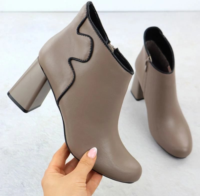 Çizme të shkurtra femrash Jezzi OLI21-2, bezhë