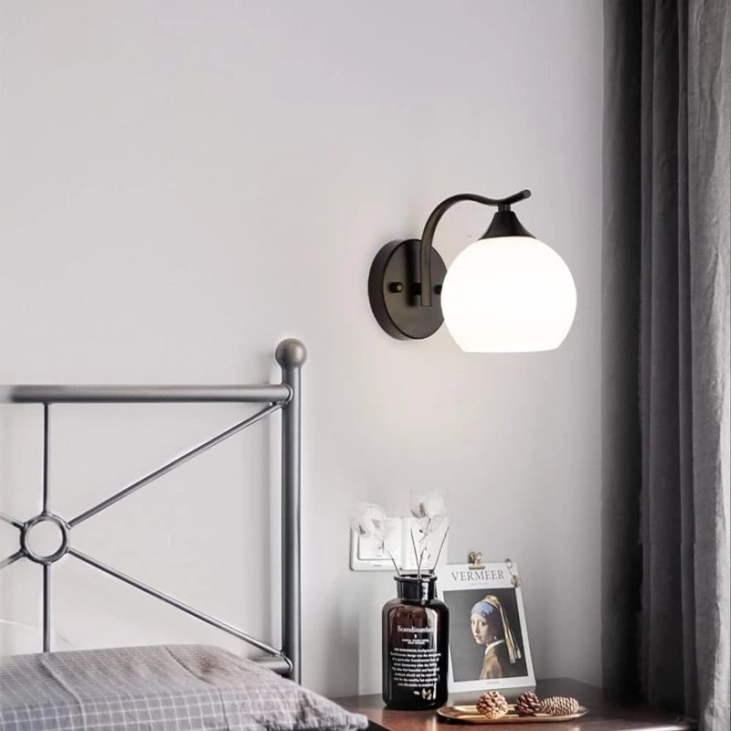 Llambë muri Belinest, metal dhe xham, ngjyrë e zezë-natyrale, 20x14x17cm