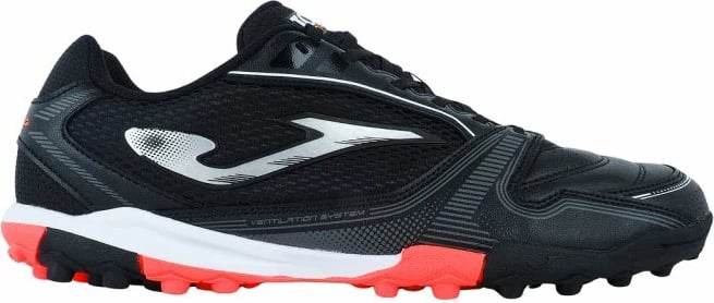 Atlete futbolli për meshkuj Joma, të zeza