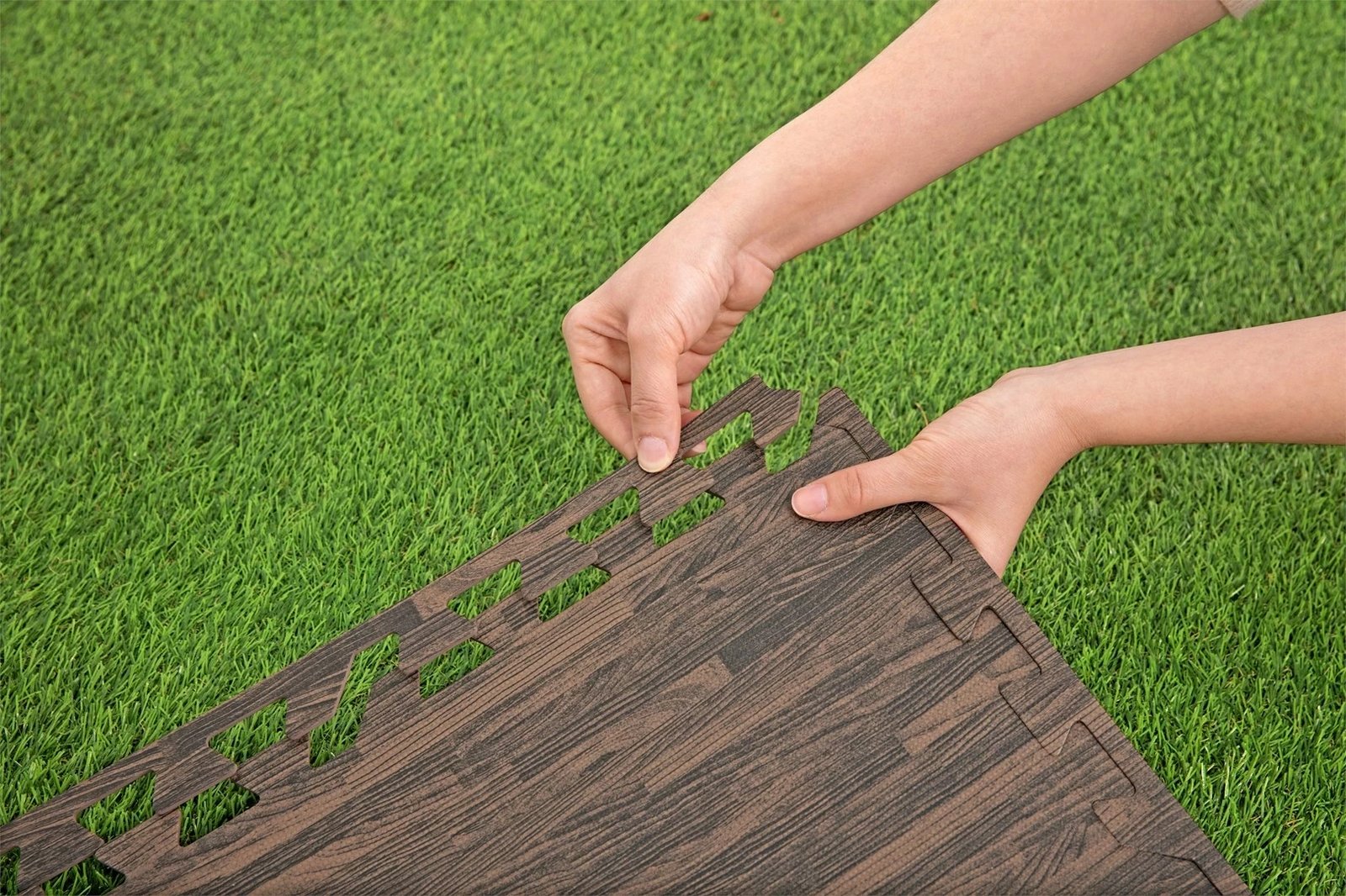 Mbrojtës dyshemeje për pishinë Bestway Flowclear, 50x50 cm, ngjyrë druri