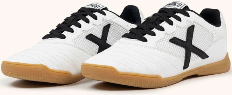 Atlete Munich, Debut 02 IN