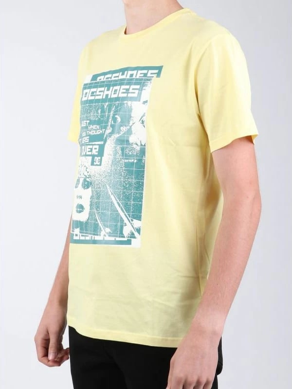 Maicë DC për meshkuj, e verdhë