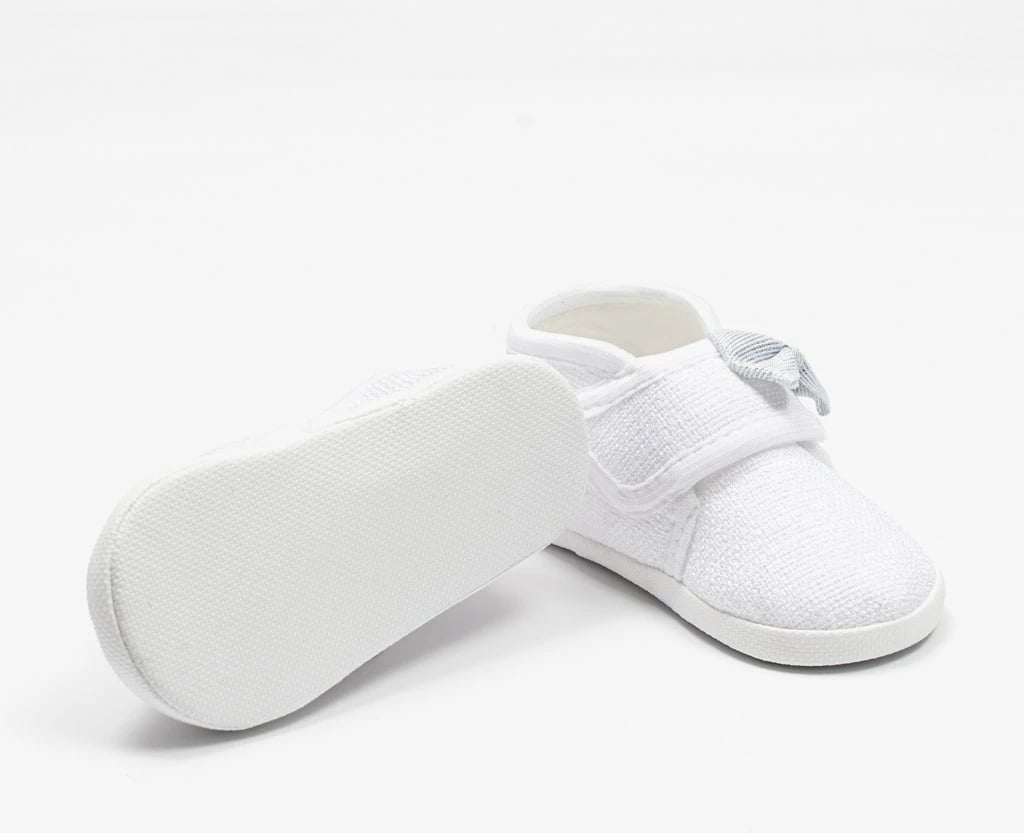 Papuçe bebe, New Baby, me fjongo dhe shirit ngjitës, shollë PVC BPA-free, për vajza, 0–3 muaj (10 cm), të bardha