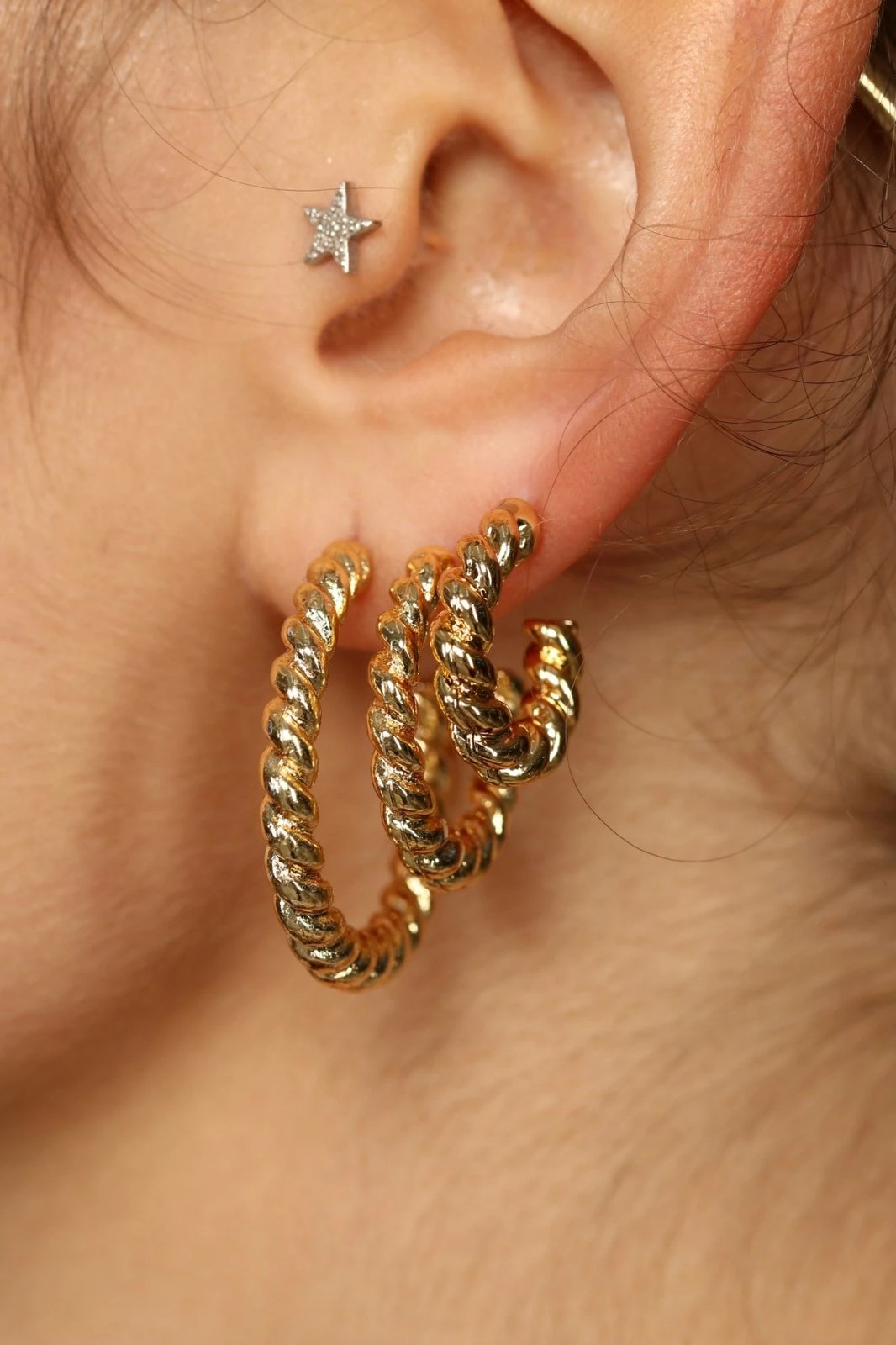 Vathë Jumeon, Ad10-3Burgu-Kup, shumëngjyrësh