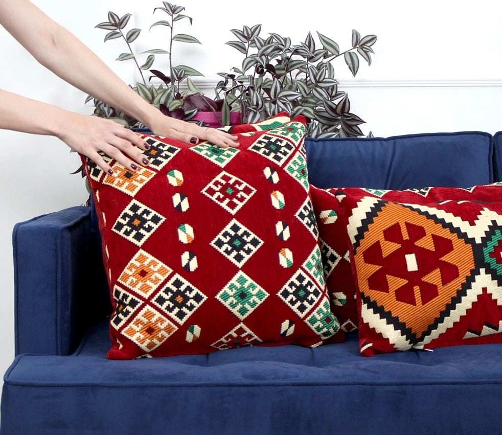 Jastëk dekorativ Esmeli v3, i kuq, Evila Originals, 50x50cm