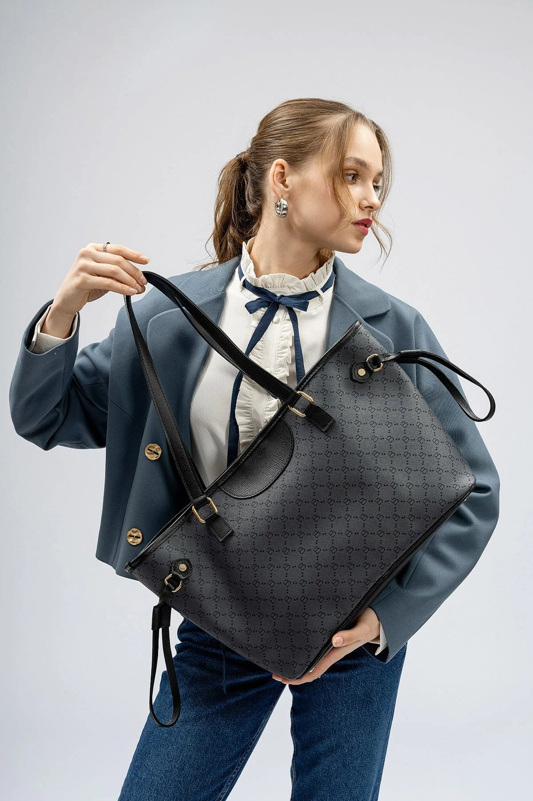 Çantë Tote Lucky Bees, 355 v2, gri e zezë