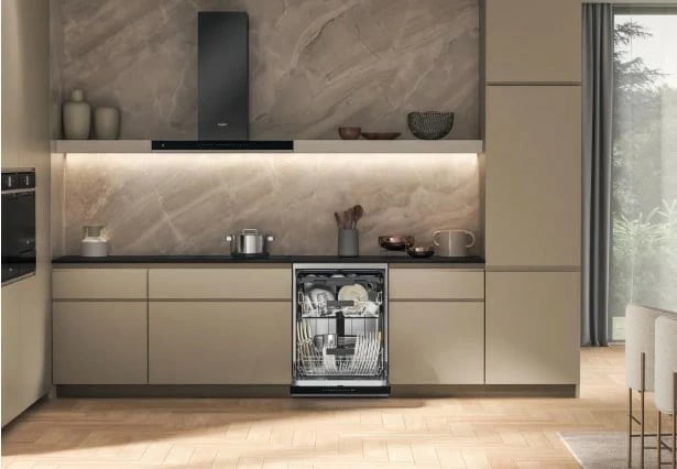Enëlarëse Whirlpool W7FHP33X, 15 sete, inox, e pavarur