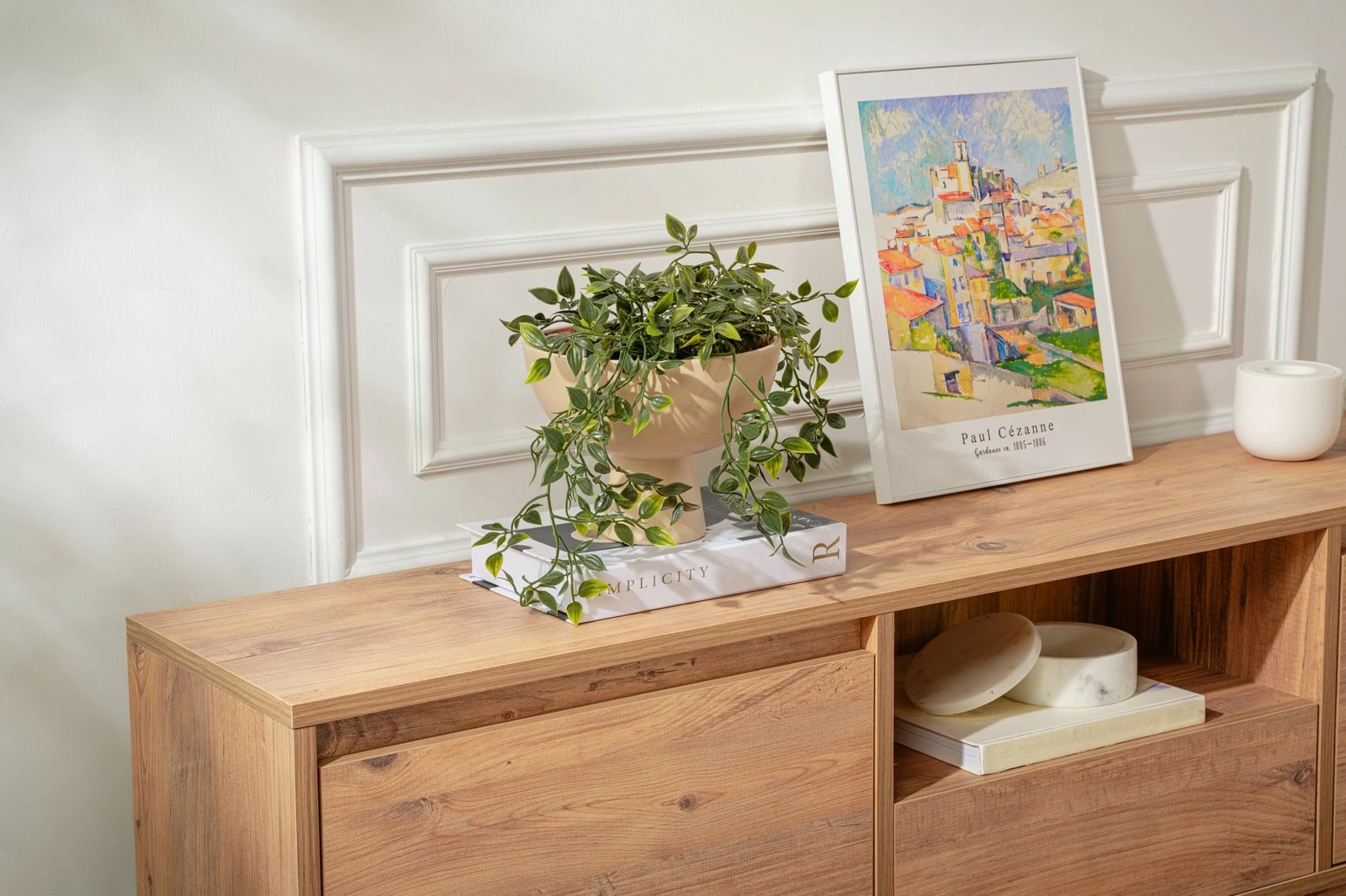 Komodë TV Nordure, Vanguard, ngjyrë Atlantic Pine