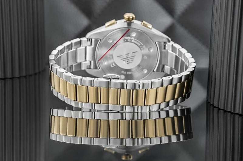 Orë dore për meshkuj Emporio Armani, argjend e ar