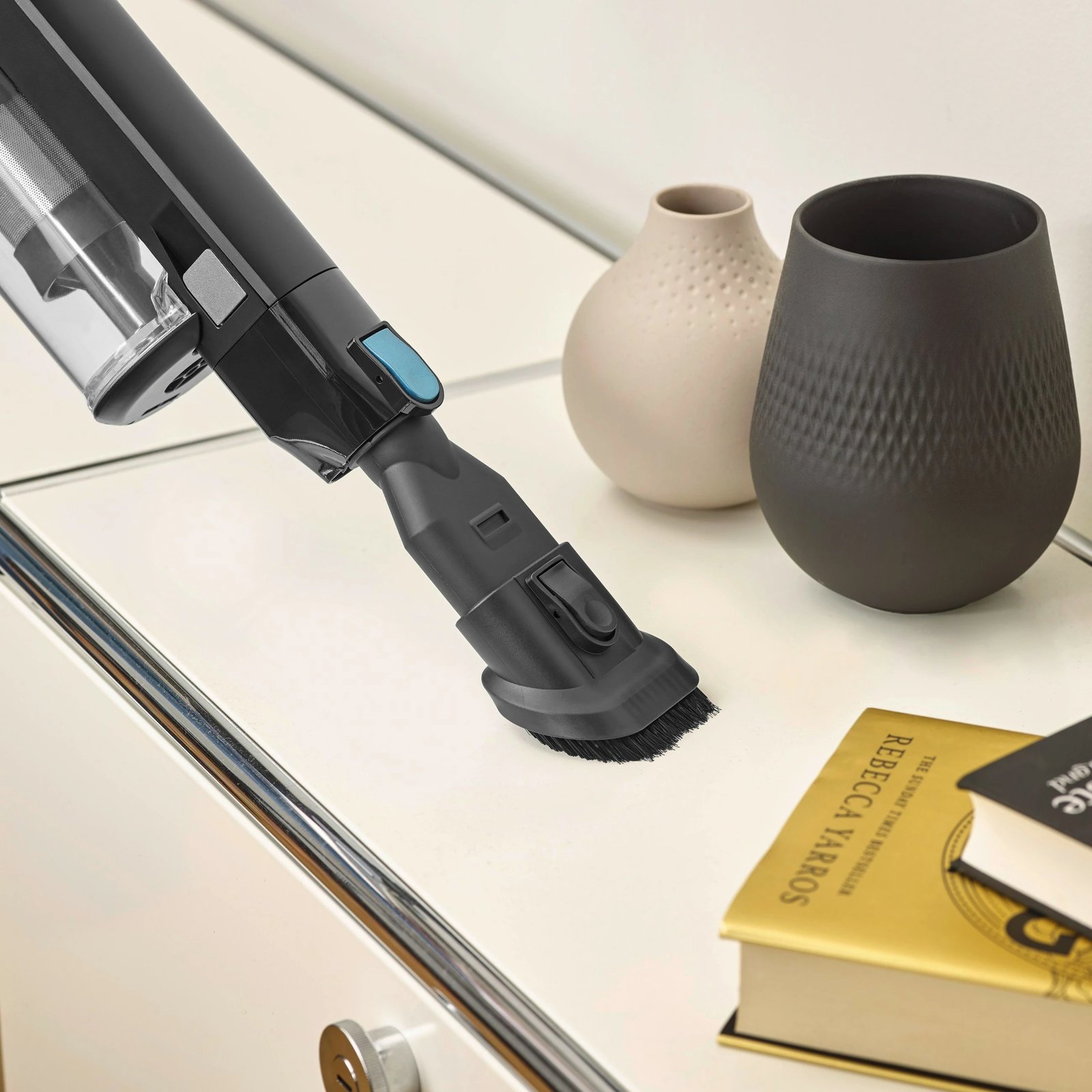 Fshesë me bateri Severin HV 7151 S'Power Slim, blu Fshesë me bateri Severin HV 7151 S'Power Slim, blu