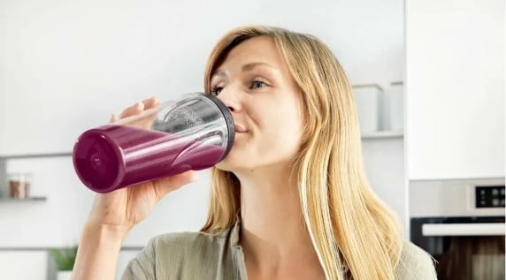 Blender tavoline mini, Bosch, MMB2111S, 0.6 L, 450 W, shishe ToGo, e zezë/argjendtë