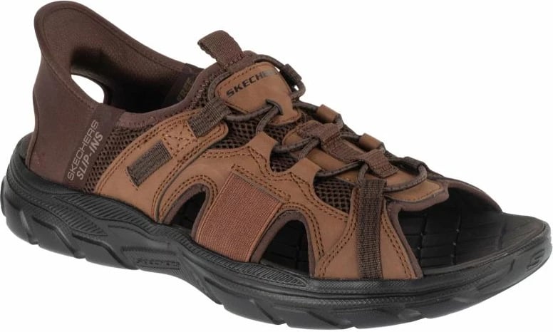 Atlete Skechers lifestyle, kafe