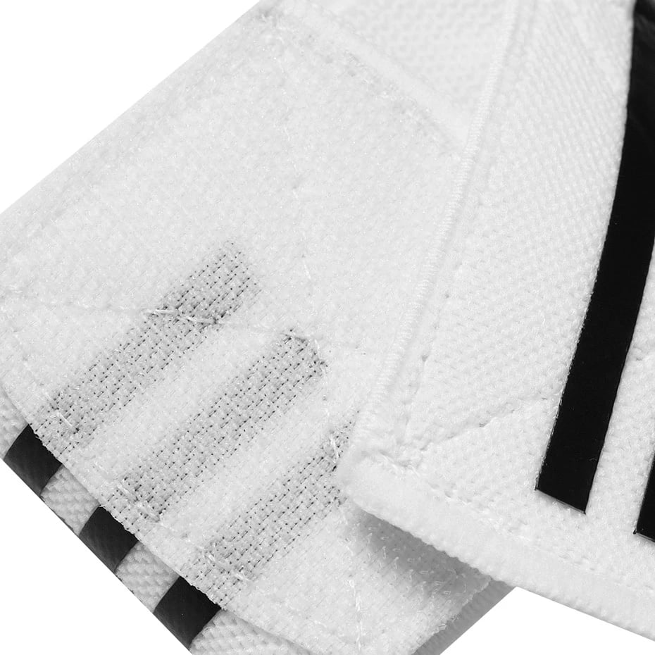 Shirit kyçi adidas, bardh e zi