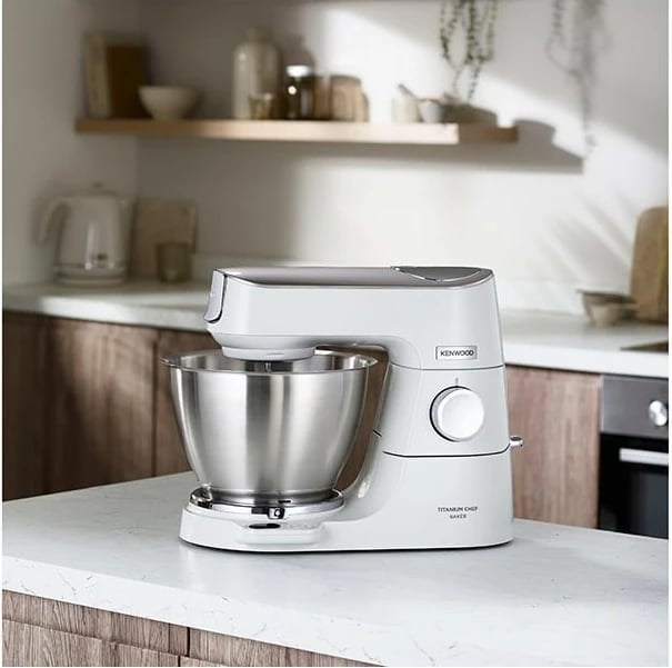 Mikser kuzhine Kenwood Titanium Chef Baker, 1200W, 6 shpejtësi, tas inoks, bardhë