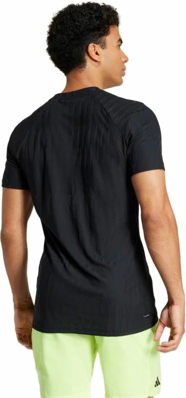 Maicë për meshkuj adidas, e zezë