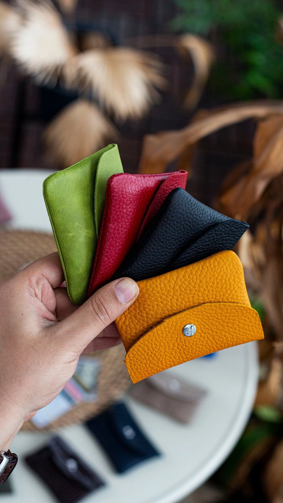 Mbajtës kartelash, lëkurë origjinale, ngjyrë mustard, Zoozie Bags, Murcia