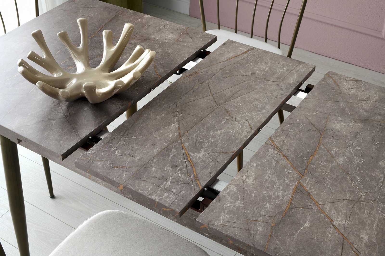 Tavolinë ngrënieje e zgjatshme Hanah Home, ngjyrë mink, Ay - 1181