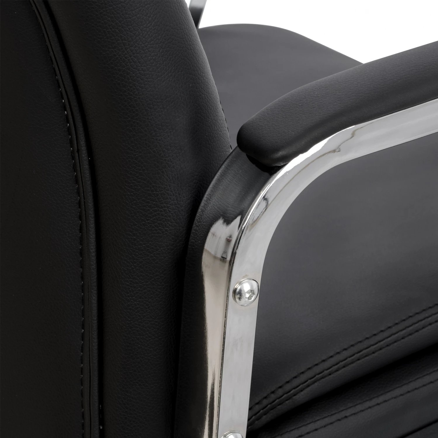 Karrige për zyre menaxheri FH1093.01 e zezë