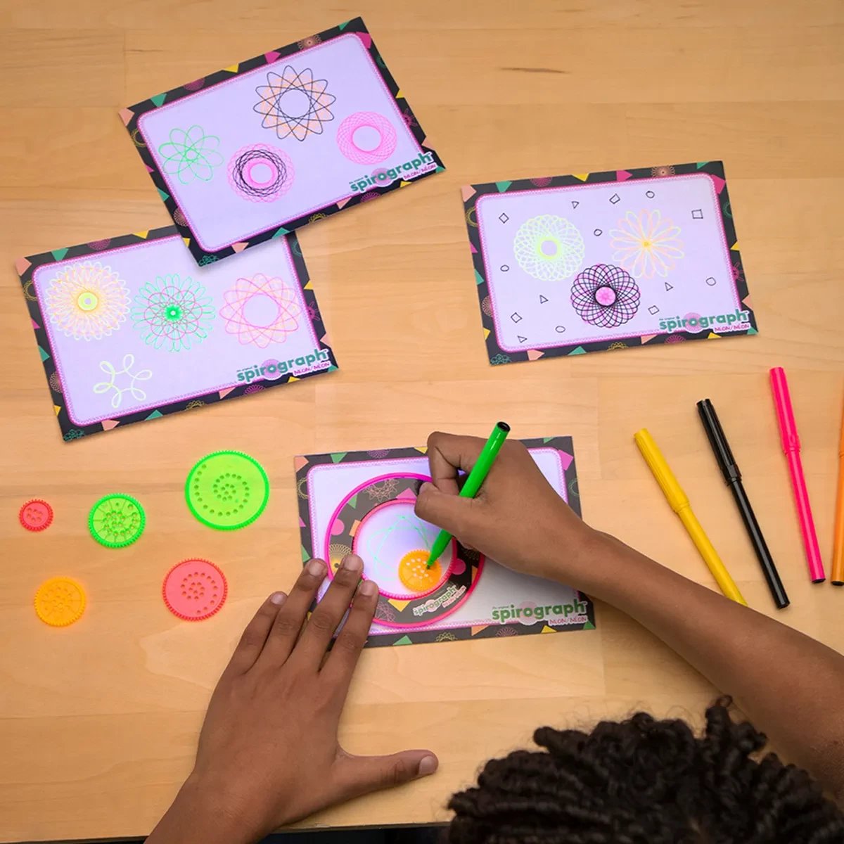Spirograph Neon Set