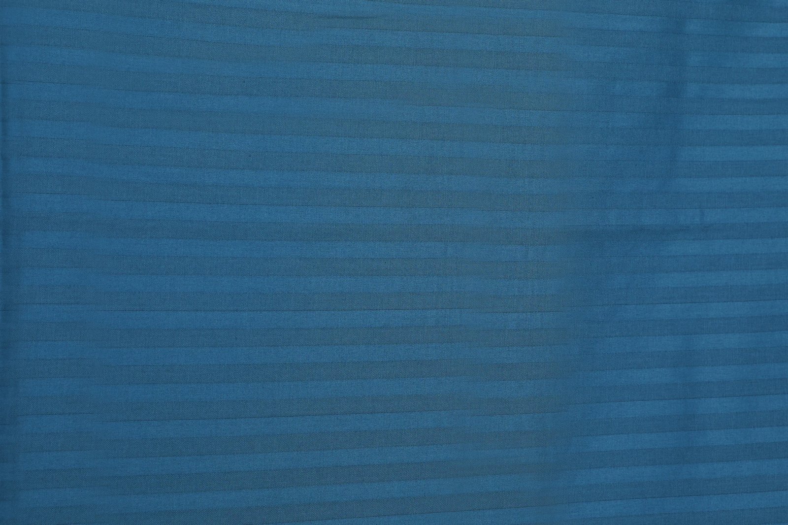 Set mbulesë jorgani super king, saten, ngjyrë kaltër, L'essentiel, me vija