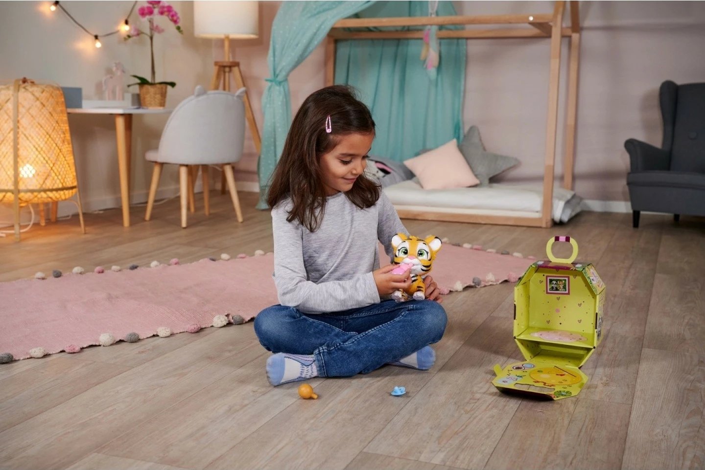 Figurinë lodër Simba Pamper Petz Tiger Cub, 15 cm, me 3 surpriza