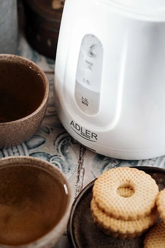 çajnik elektrik Adler AD 1373 1.0L 850W plastikë i bardhë