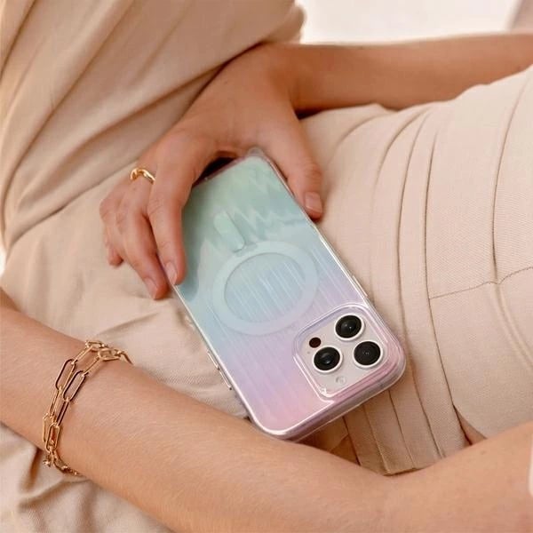 Mbështjellës UNIQ Coehl Linear Magnetic për iPhone 16 Pro, Iridescent