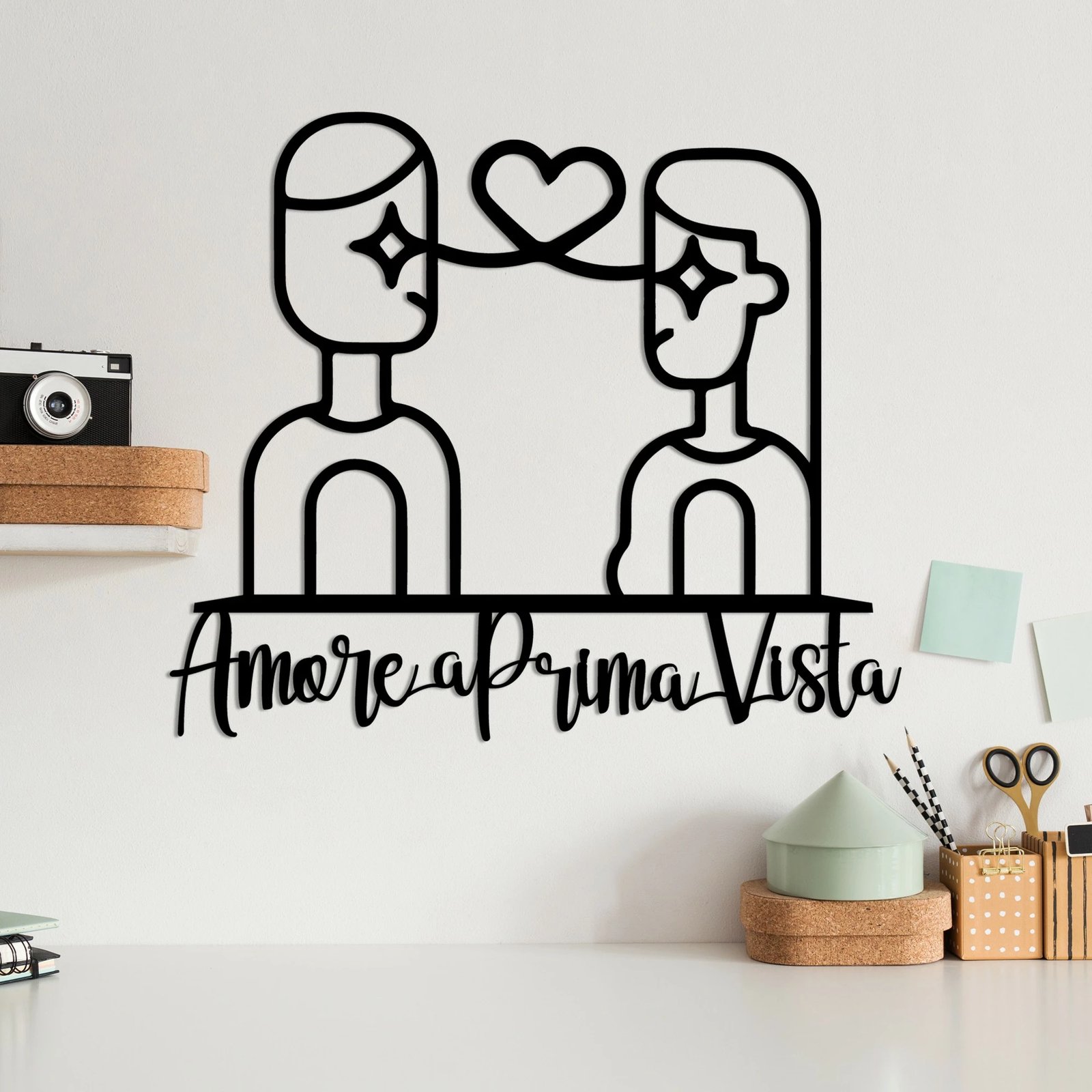 Aksesor dekorativ metalik për mur, Amore Prima Vista 4, ngjyrë e zezë, 56x49cm