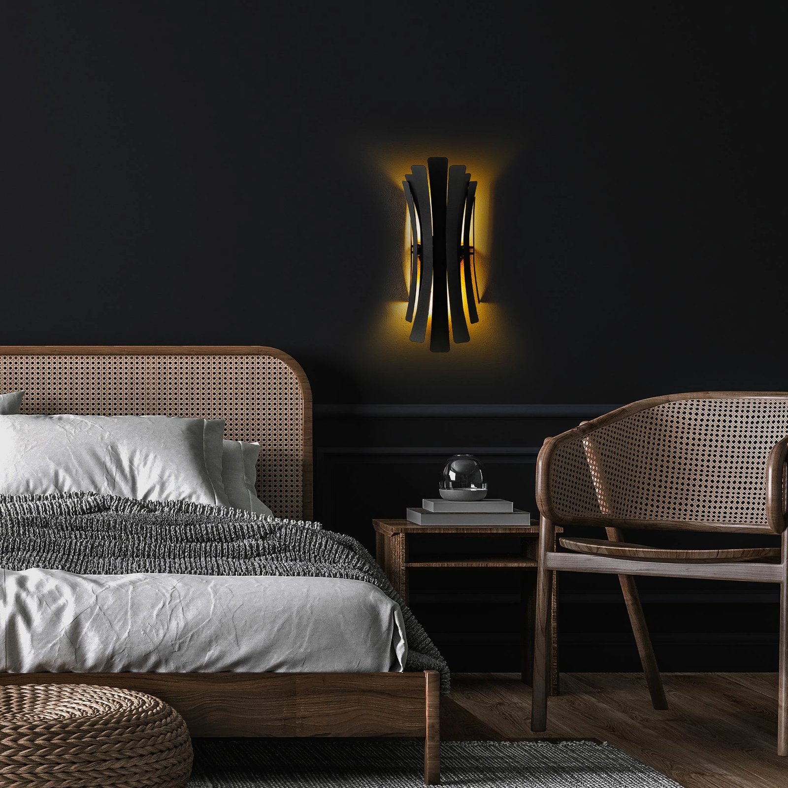 Llambë muri Opviq, Lınea - 15440, ngjyrë e zezë, trup metalik