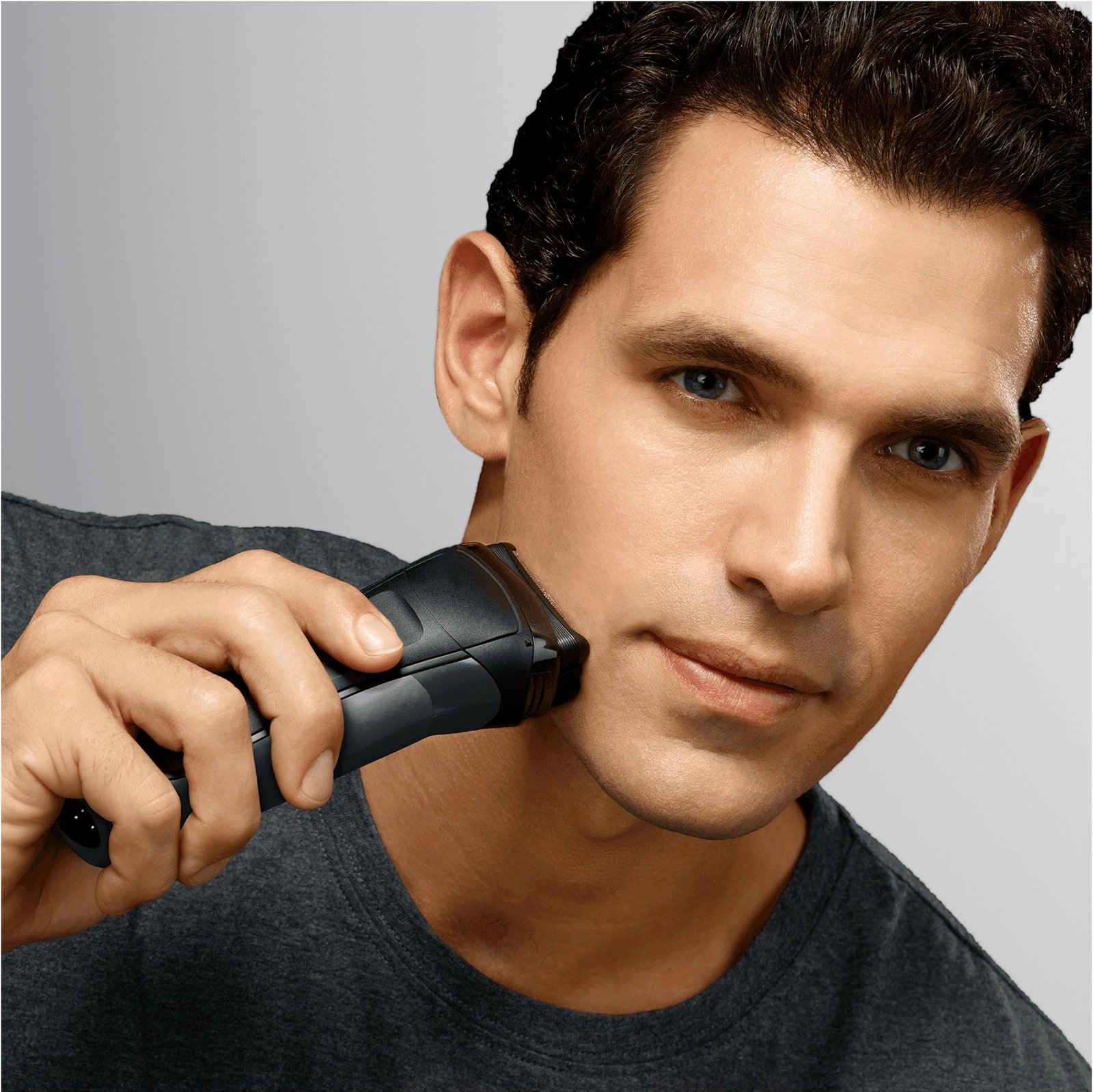 Makinë rroje Braun Series 3 300s, Foil shaver, LED, NiMH, e zezë