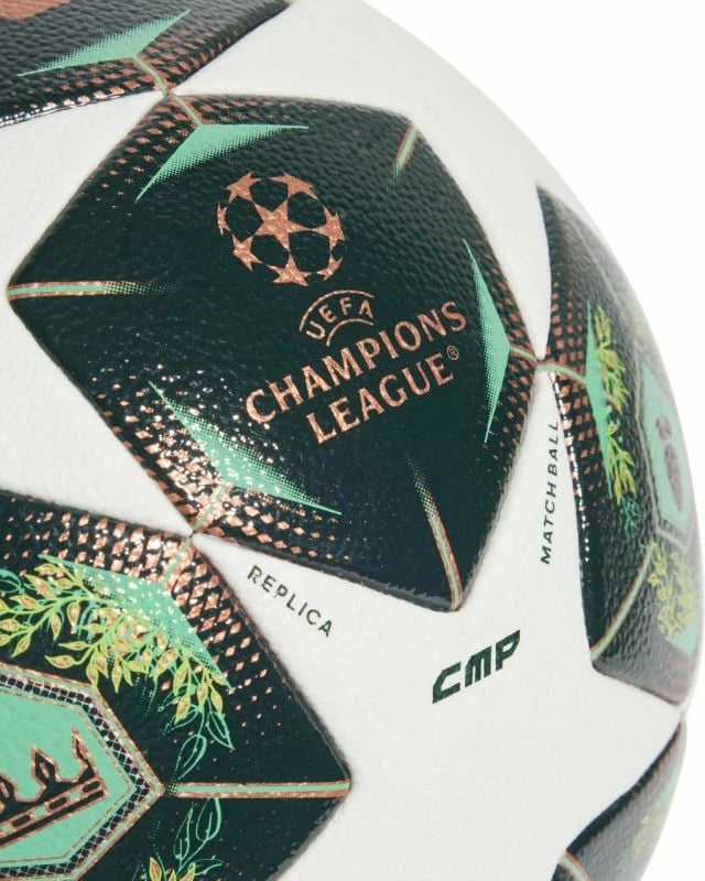 Top futbolli adidas, bardhë dhe gjelbër