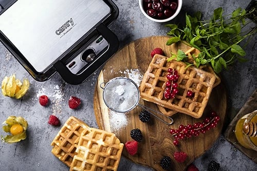 Aparat për gofra, Camry CR 3046, 1600W, kontroll i butë i temperaturës, pllaka jo‑ngjitëse