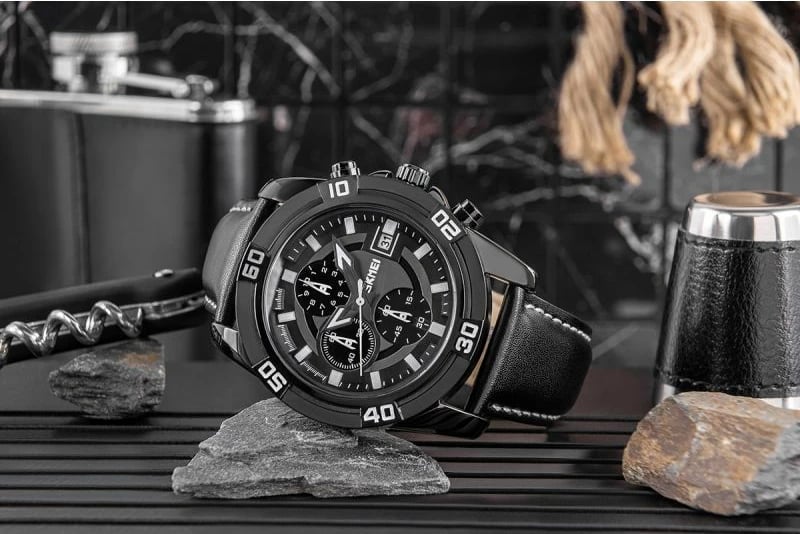 Orë dore për meshkuj Skmei, e zezë