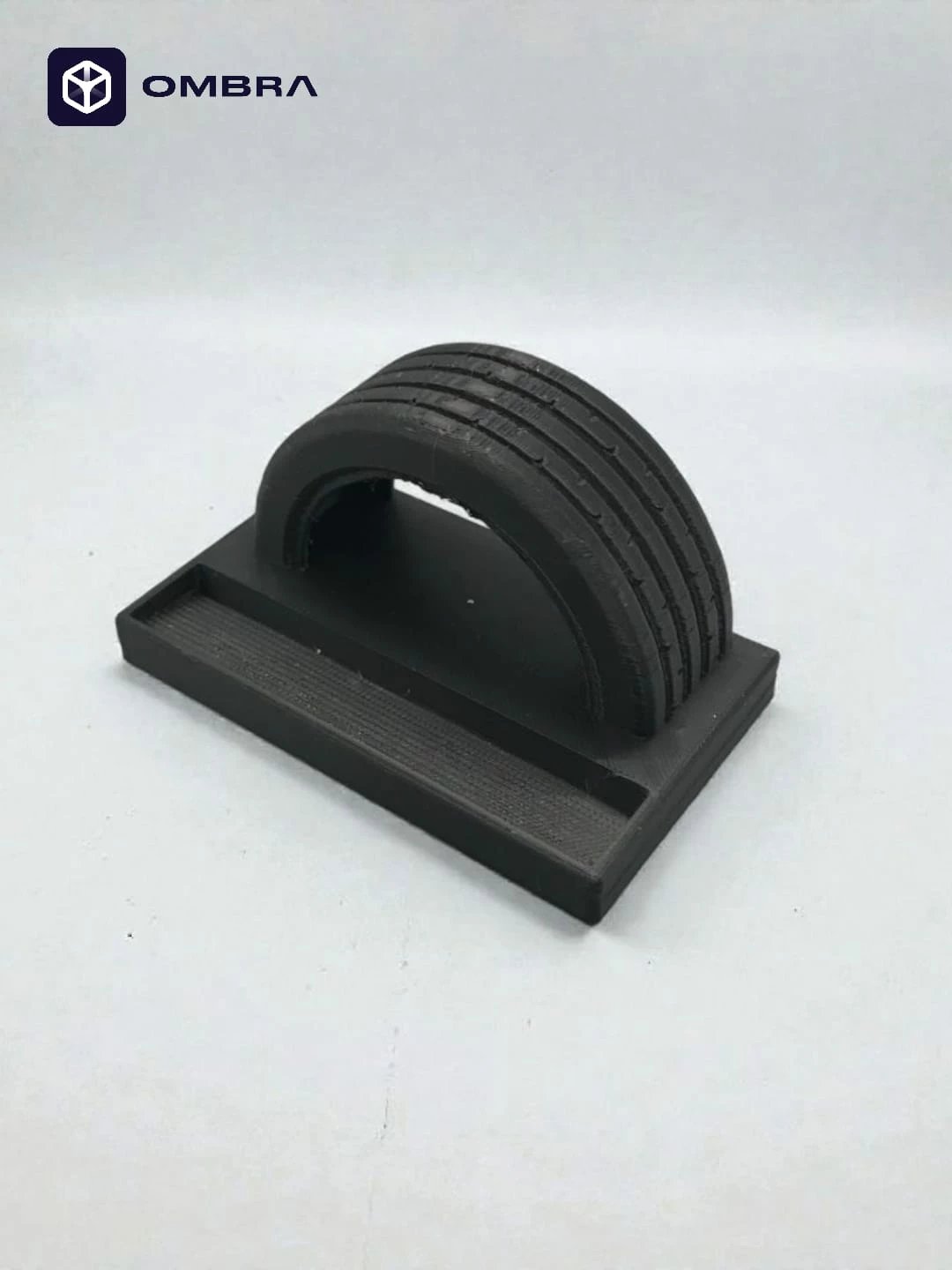 Mbajtëse për vizitëkarta në formë gome automobilistike, e zezë