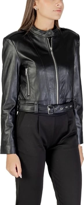 Jakne Only femra, e zezë