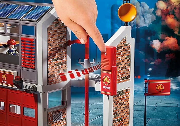 Set lodrash Playmobil City Action 9462, stacion i madh zjarri