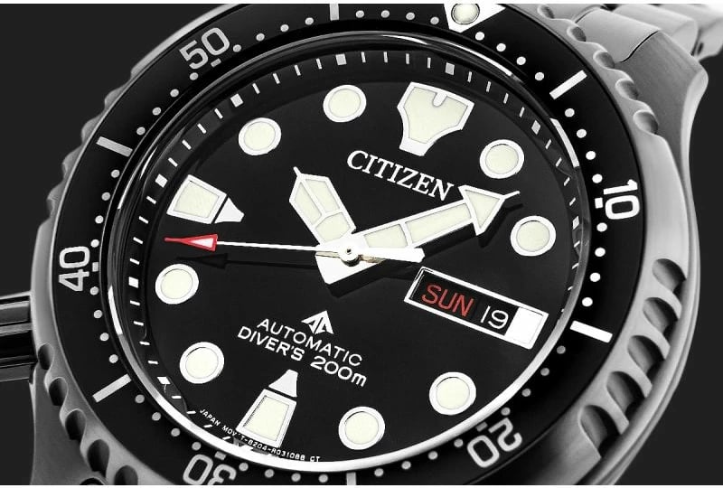 Orë dore për meshkuj Citizen, e zezë