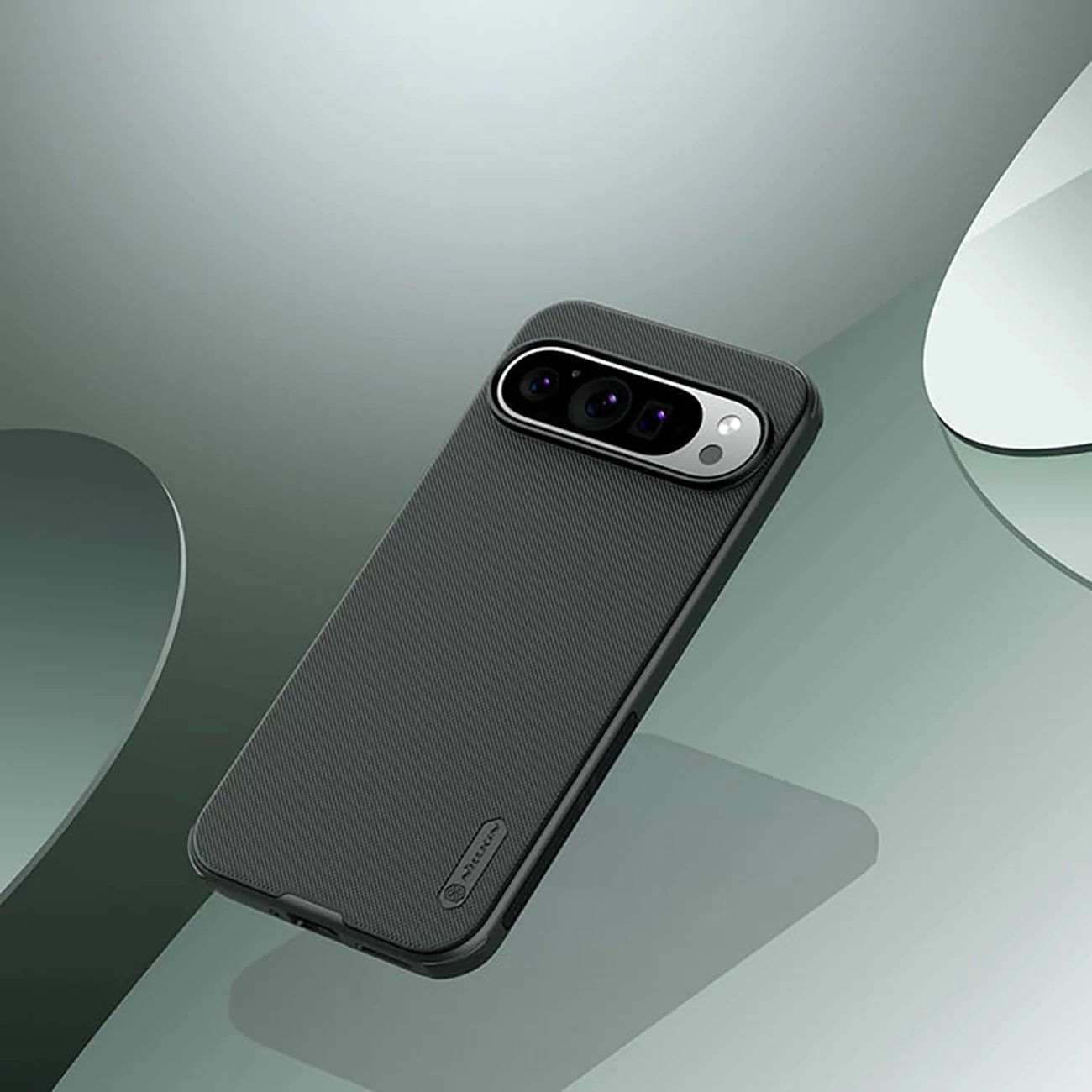 Mbështjellës Nillkin Super Frosted Shield Pro Magnetic për Google Pixel 9, i zi