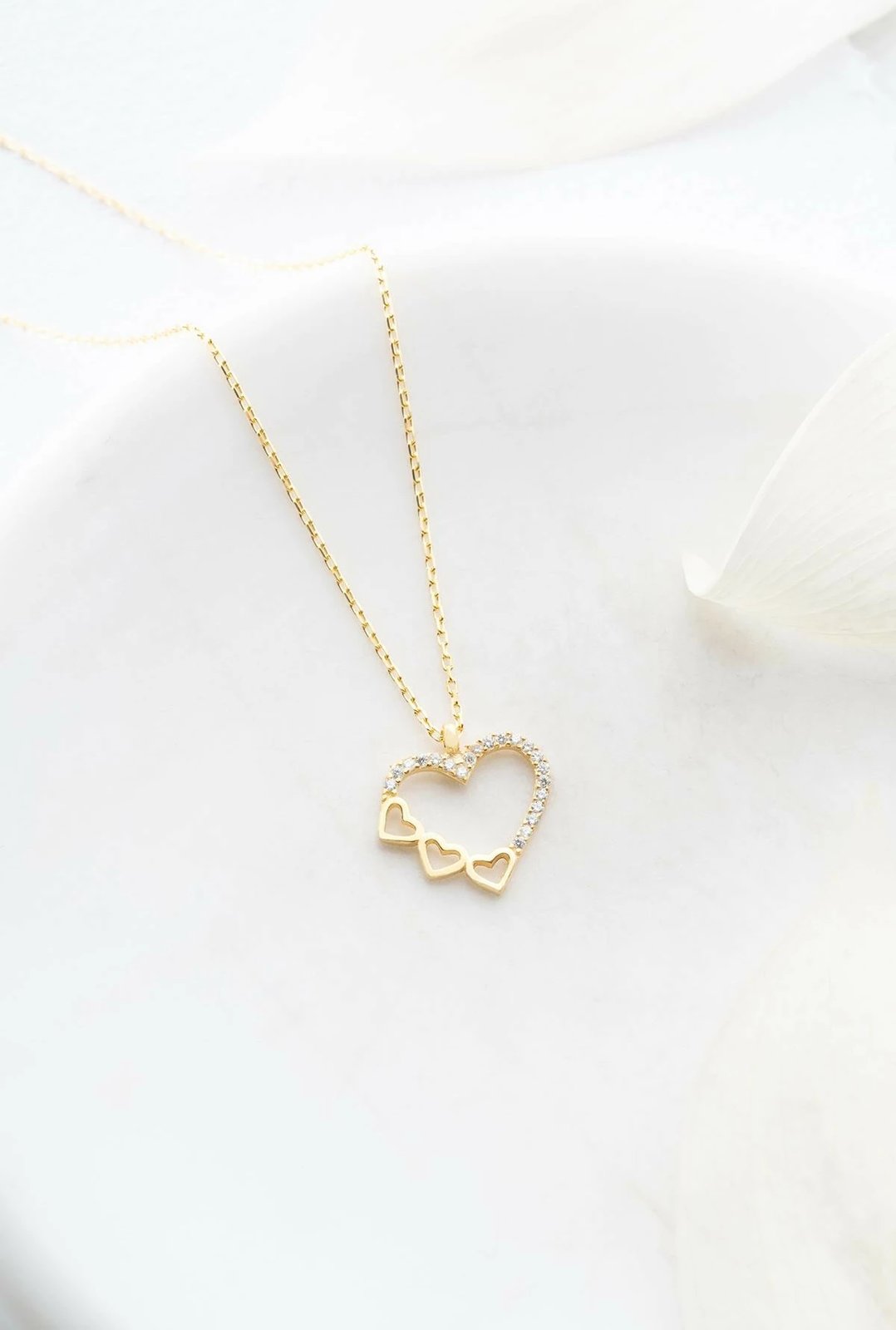 Varëse argjendi me veshje ari, Jumeon, NRZ999075