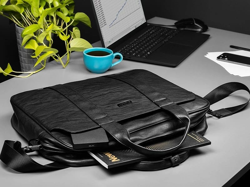 Çantë laptopi Tracer LT1, 16 inç, lëkurë ekologjike, e zezë Çantë laptopi Tracer LT1, 16 inç, lëkurë ekologjike, e zezë