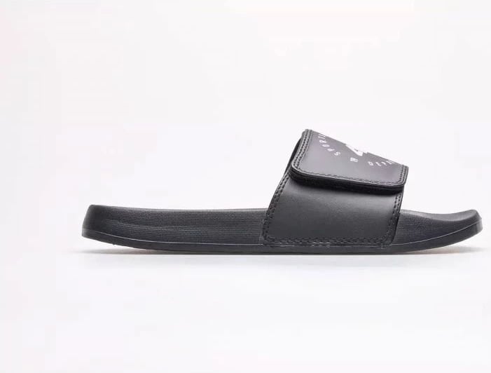 Shapka për vajza 4F, të zeza