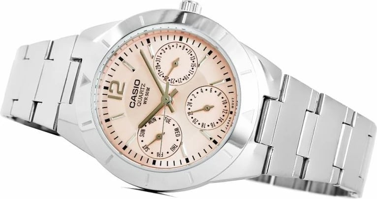 Orë dore për femra Casio, argjendtë