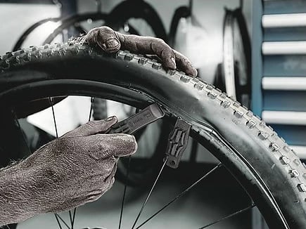 Set veglash biçiklete Wera Bicycle Set 13, 2 copë, e zezë